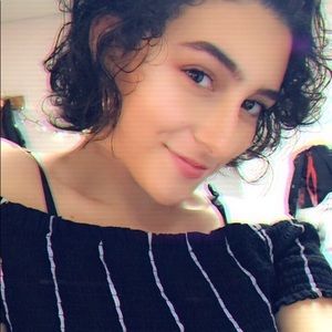 Meet your Posher, Sierra